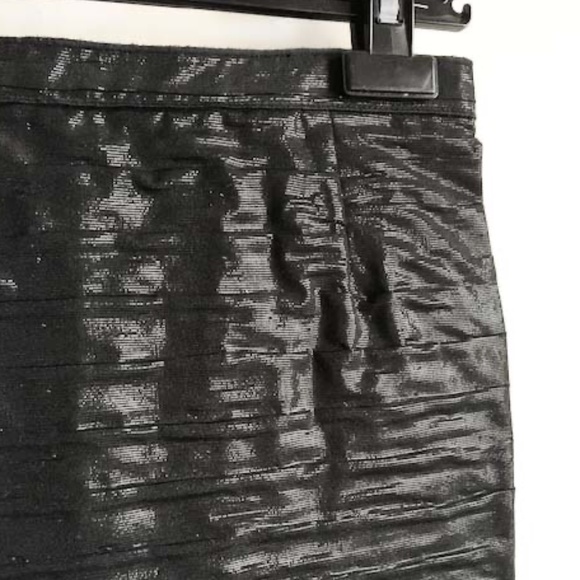 D&G Ripple Design Pencil Skirt - Picture 10 of 10